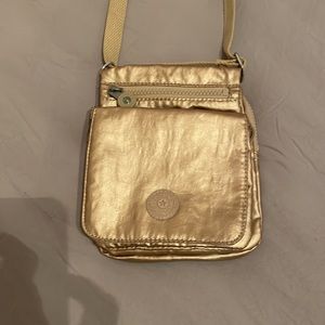 Kipling crossbody